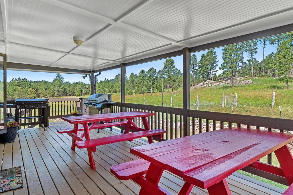 Papa'S Place On Willow Creek Custer Bagian luar foto