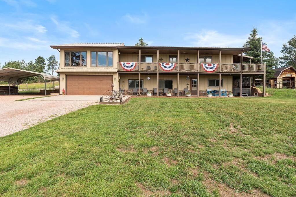 Papa'S Place On Willow Creek Custer Bagian luar foto
